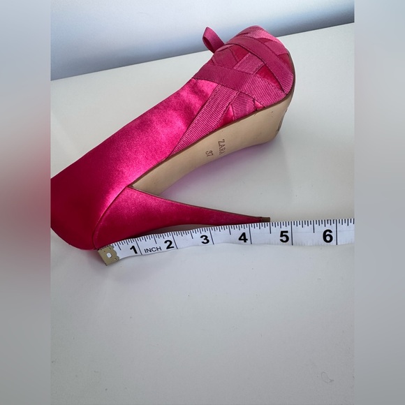Zara Pink Satin High Heels Peep-Toe - Picture 11 of 11